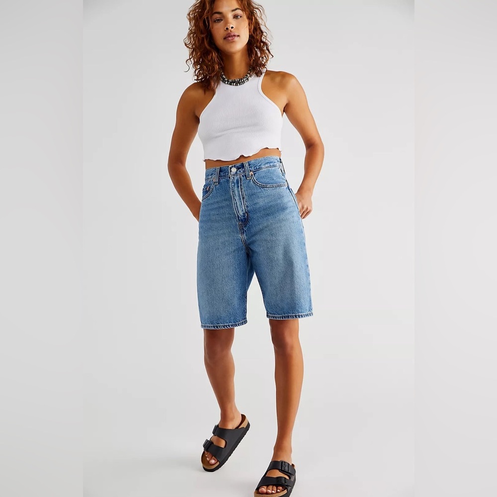 Levi’s High Loose Bermuda Short - classic wash